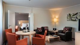Mercure Hotel Duesseldorf Living room Suite