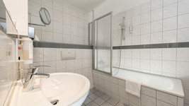 Best Western Hotel Dortmund Airport bathroom