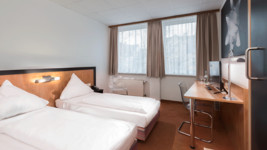 Days Hotel Inn Dortmund West Twin Bed Room