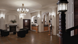 Hotel Schloss Schweinsburg Lobby