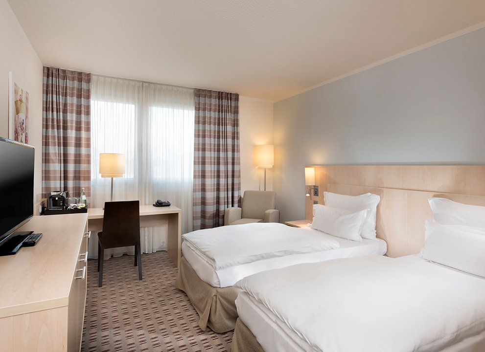 Mercure Hotel Mannheim am Friedensplatz Twin bed room