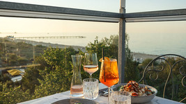Strandhotel Ahlbeck Dinner with sun down Photo: Liz Bernatzek | © Strandhotel Ahlbeck Dinner with sun down Photo: Liz Bernatzek