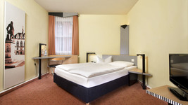 Tryp by Wyndham Halle double room